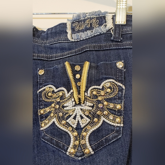 Way Women's Blue Jeans with Embellished Pockets Blingy Mid-Rise Bootcut Size 11 - Picture 10 of 13